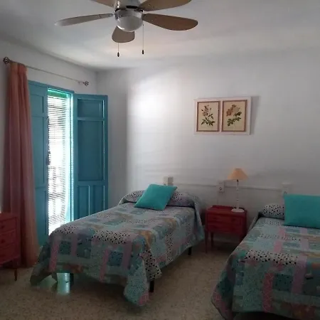 La Casa Azul -mancha Real, Jaen, Ubeda, Baeza- Holiday home *
